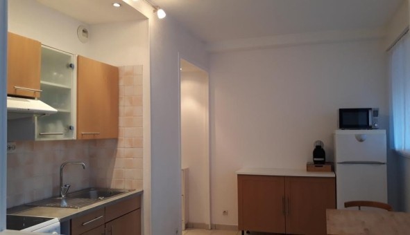 Logement tudiant Studio à Grenoble (38000)