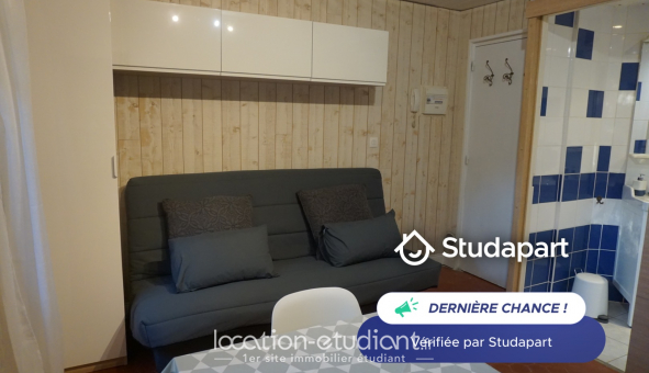 Logement tudiant Studio à Hyres (83400)