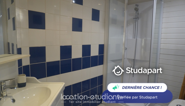 Logement tudiant Studio à Hyres (83400)