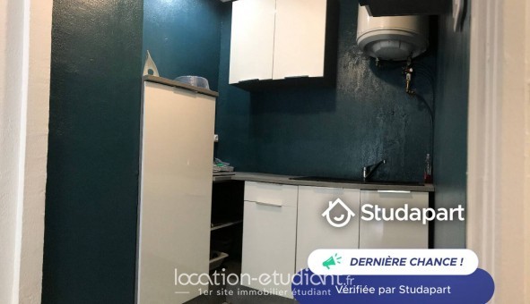 Logement tudiant Studio à Hyres (83400)