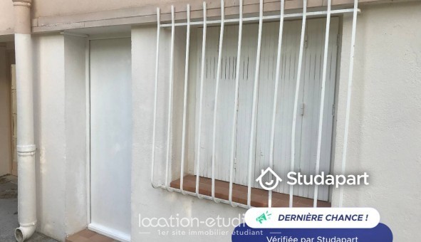 Logement tudiant Studio à Hyres (83400)