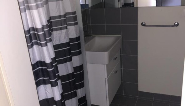 Logement tudiant Studio à Ivry sur Seine (94200)