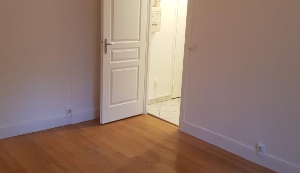 Logement tudiant Studio à Ivry sur Seine (94200)