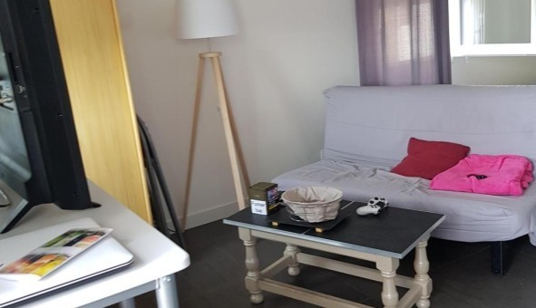 Logement tudiant Studio à Juign sur Loire (49610)