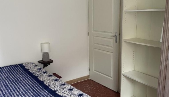 Logement tudiant Studio à La Seyne sur Mer (83500)