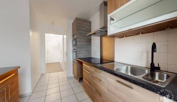 Logement tudiant Studio à Le Blanc Mesnil (93150)