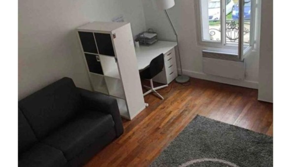 Logement tudiant Location Studio Vide Le Kremlin Bictre (94270)