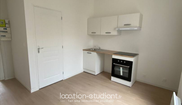 Logement tudiant Studio à Les Ayvelles (08000)