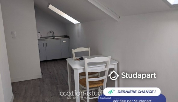 Logement tudiant Studio à Les Ayvelles (08000)