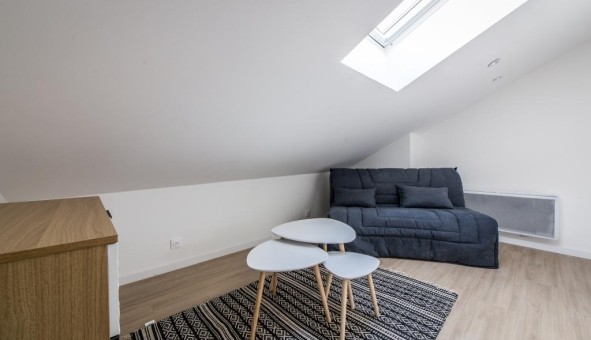 Logement tudiant Studio à Les Ayvelles (08000)