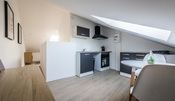 Logement tudiant Studio à Les Ayvelles (08000)