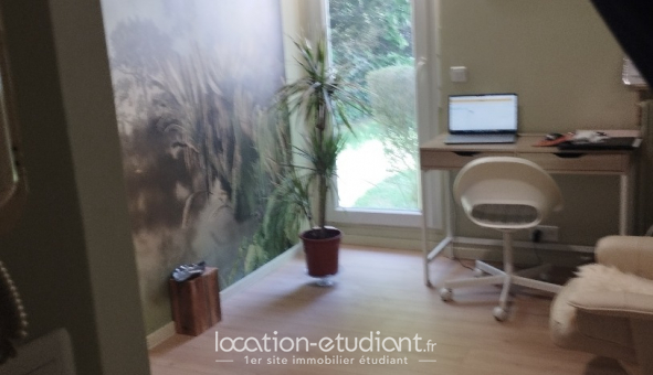 Logement tudiant Location Studio Meublé Les Essarts le Roi (78690)