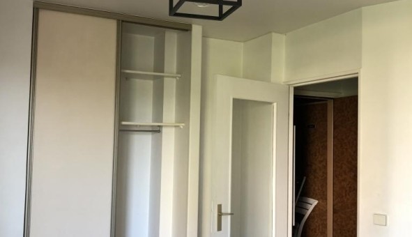 Logement tudiant Studio à Les Lilas (93260)