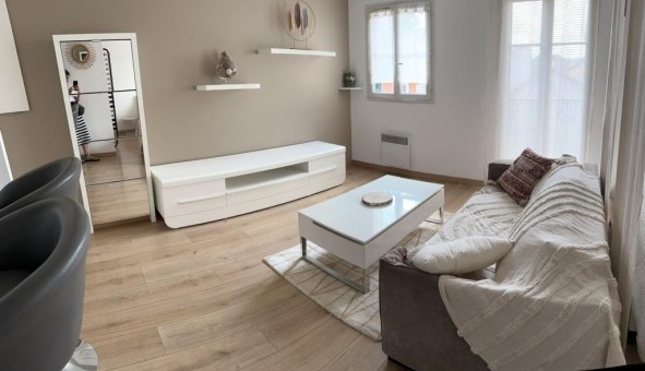 Logement tudiant Studio à Les Pavillons sous Bois (93320)