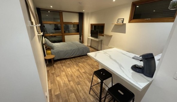 Logement tudiant Location Studio Vide Lille (59800)