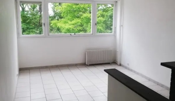 Logement tudiant Studio à Livry sur Seine (77000)