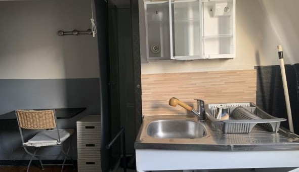 Logement tudiant Studio à Loos (59120)