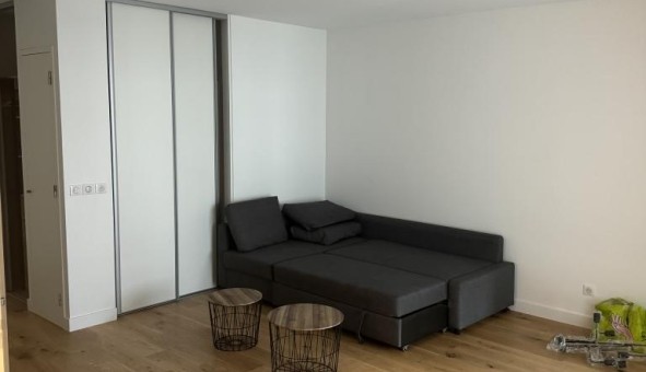 Logement tudiant Location Studio Vide Lyon 5me arrondissement (69005)