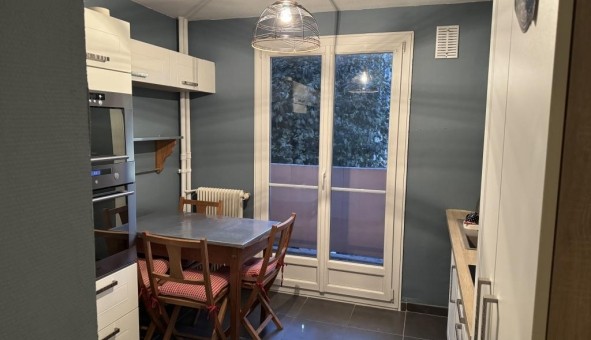 Logement tudiant Studio à Lyon 7me arrondissement (69007)