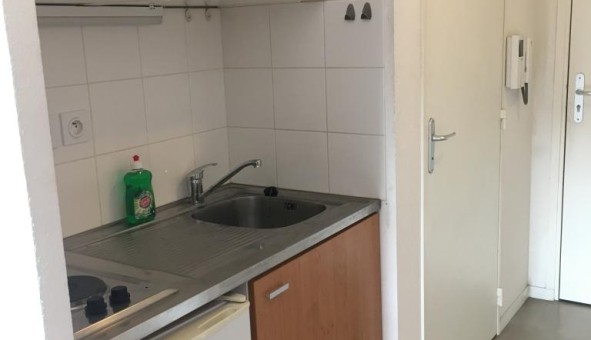 Logement tudiant Studio à Lyon 7me arrondissement (69007)