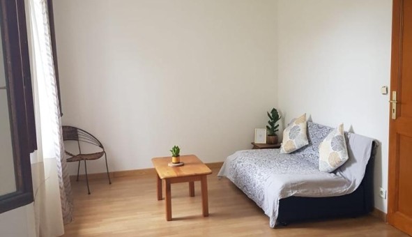 Logement tudiant Studio à Mandres les Roses (94520)