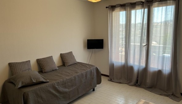 Logement tudiant Location Studio Vide Marseille 03me arrondissement (13003)