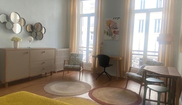 Logement tudiant Studio à Marseille 06me arrondissement (13006)