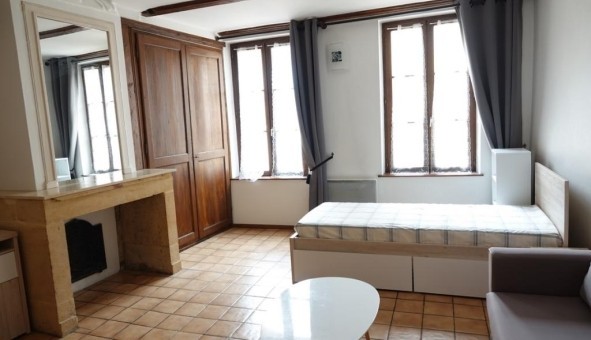 Logement tudiant Location Studio Vide Metz (57050)