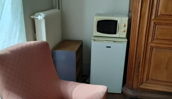 Logement tudiant Studio à Milon la Chapelle (78470)