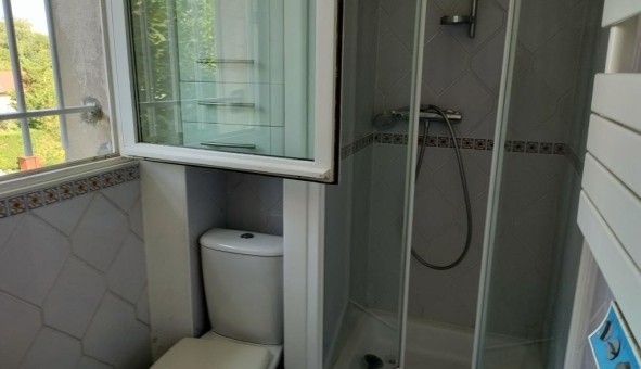 Logement tudiant Studio à Milon la Chapelle (78470)