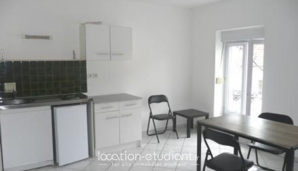 Logement tudiant Studio à Montluon (03100)