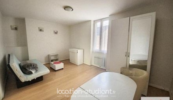 Logement tudiant Studio à Montluon (03100)