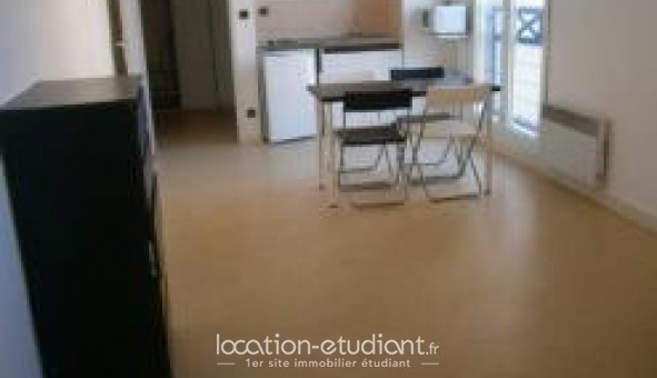 Logement tudiant Studio à Montluon (03100)