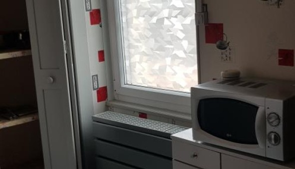 Logement tudiant Studio à Montluon (03100)