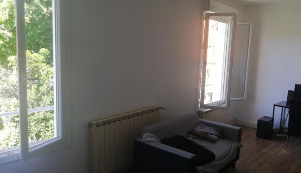 Logement tudiant Studio à Montluon (03100)