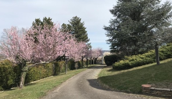 Logement tudiant Studio à Montluon (03100)