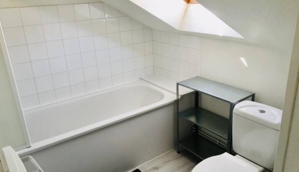 Logement tudiant Studio à Montluon (03100)