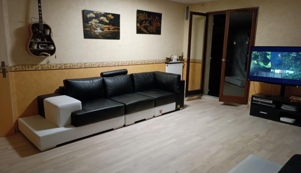 Logement tudiant Studio à Nandy (77176)