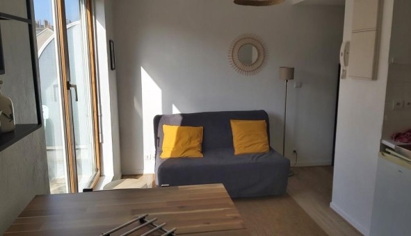 Logement tudiant Location Studio Vide Nantes (44200)