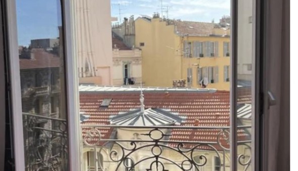 Logement tudiant Studio à Nice (06100)