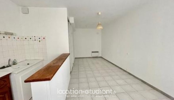 Logement tudiant Studio à Nmes (30000)