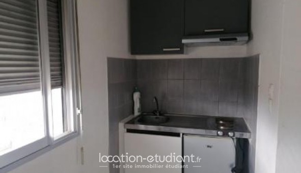 Logement tudiant Studio à Nmes (30000)