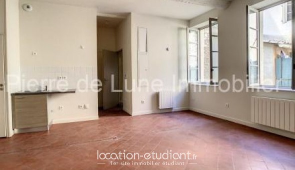 Logement tudiant Studio à Nmes (30000)