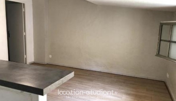 Logement tudiant Studio à Nmes (30000)