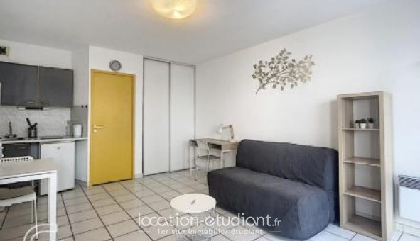 Logement tudiant Studio à Nmes (30000)