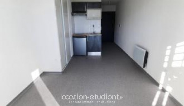 Logement tudiant Studio à Nmes (30000)