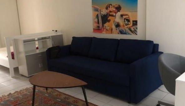 Logement tudiant Studio à Nmes (30000)