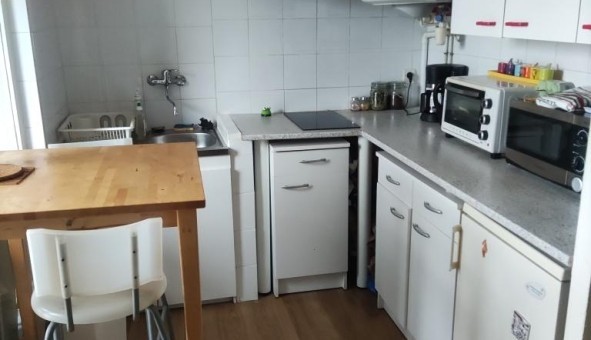 Logement tudiant Studio à Nmes (30000)