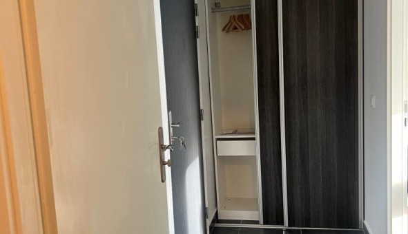 Logement tudiant Studio à Noisy le Grand (93160)