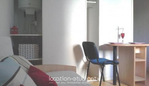 Logement tudiant Studio à Orlans (45100)